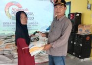 173 KPM Desa Malangga Terima Bantuan Beras