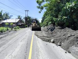 Preservasi jalan Ampana-Balingara-Bunta-Pagimana