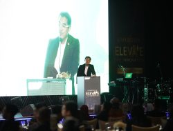 Stevefanus Tedjasukmana, Ir. MT., Commercial Director Aplus.