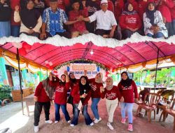 Reuni alumni sekolah dasar Malei Tojo